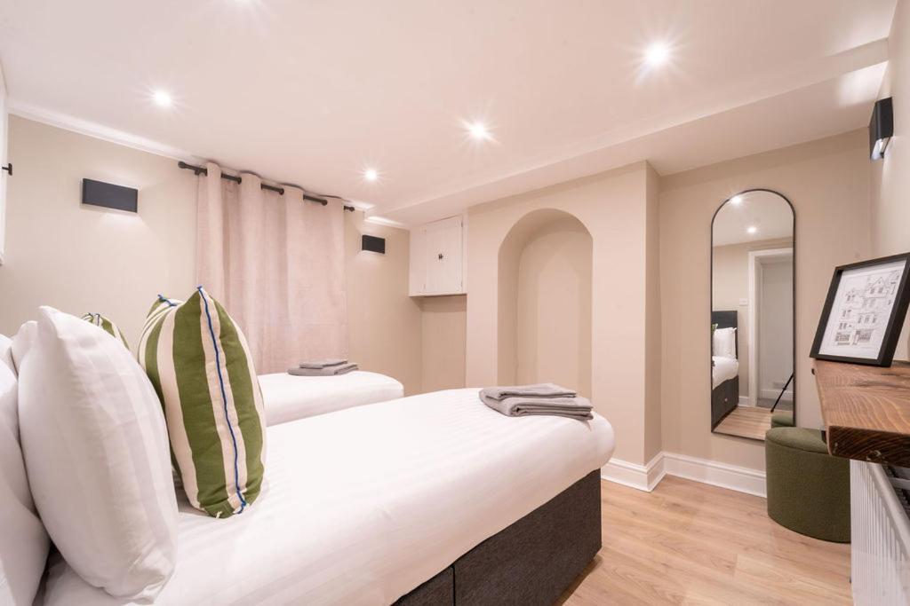 Elegant 3 Bedroom Home In The Centre Of Cheltenham Buitenkant foto